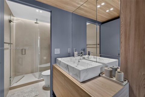 Condominio en venta en Sunny Isles Beach, Florida, 3 dormitorios, 145.86 m2 № 2190006 - foto 27
