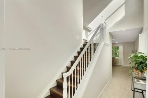 Купить виллу или дом в Холливуд, Флорида 4 спальни, 225.1м2, № 1925647 - фото 14