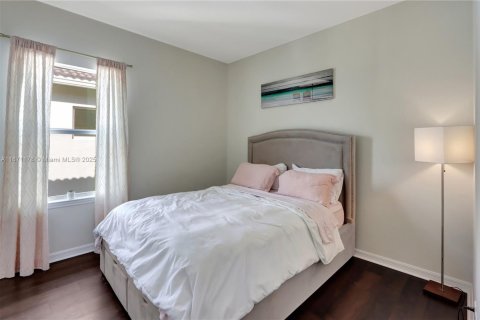 Купить виллу или дом в Холливуд, Флорида 4 спальни, 225.1м2, № 1925647 - фото 25