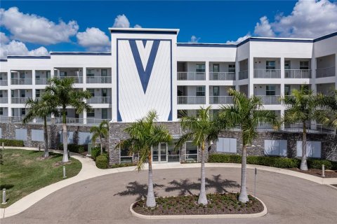 Copropriété à vendre à Punta Gorda, Floride: 2 chambres, 165.55 m2 № 2122137 - photo 7