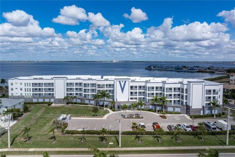 Condo in Punta Gorda, Florida, 2 bedrooms № 2122137