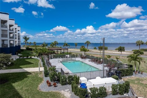 Copropriété à vendre à Punta Gorda, Floride: 2 chambres, 165.55 m2 № 2122137 - photo 16