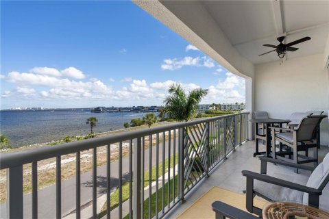 Copropriété à vendre à Punta Gorda, Floride: 2 chambres, 165.55 m2 № 2122137 - photo 14