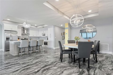 Copropriété à vendre à Punta Gorda, Floride: 2 chambres, 165.55 m2 № 2122137 - photo 15