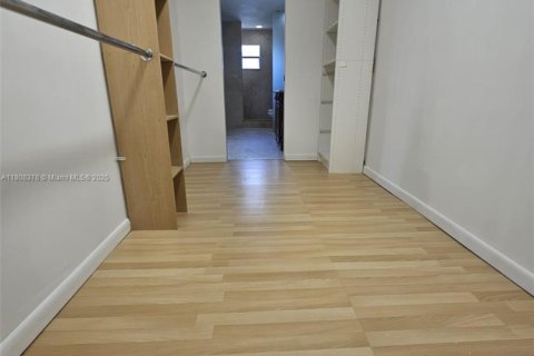 Condominio en venta en Sunrise, Florida, 2 dormitorios, 185.9 m2 № 1766271 - foto 9