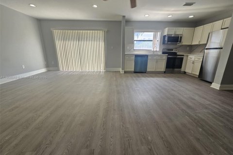 Condominio en venta en Sunrise, Florida, 2 dormitorios, 185.9 m2 № 1766271 - foto 14