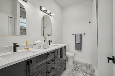 Immobilier commercial à vendre à Tampa, Floride: 6 chambres, 262.91 m2 № 2284922 - photo 16