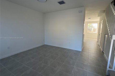 Adosado en venta en Homestead, Florida, 3 dormitorios, 143.53 m2 № 1861221 - foto 8