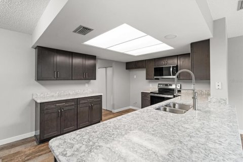 Casa en venta en Crystal River, Florida, 3 dormitorios, 181.35 m2 № 2104486 - foto 30