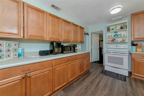 House in Sarasota, Florida 3 bedrooms, 161.65 sq.m. № 1870300 - photo 14