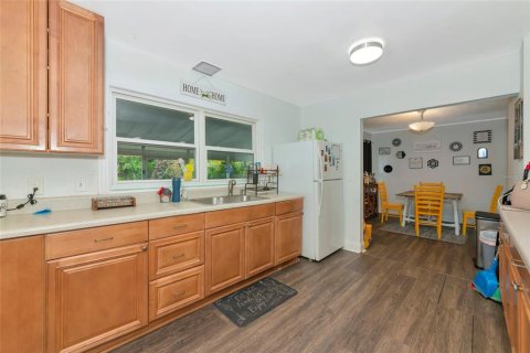 House in Sarasota, Florida 3 bedrooms, 161.65 sq.m. № 1870300 - photo 12