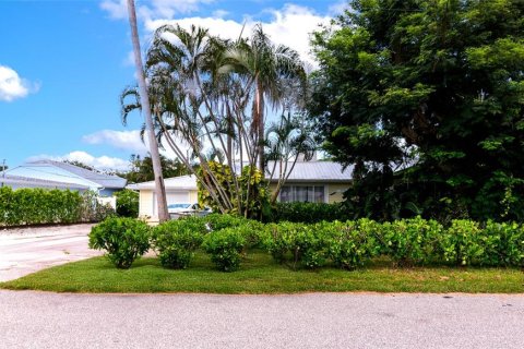 House in Sarasota, Florida 3 bedrooms, 161.65 sq.m. № 1870300 - photo 3