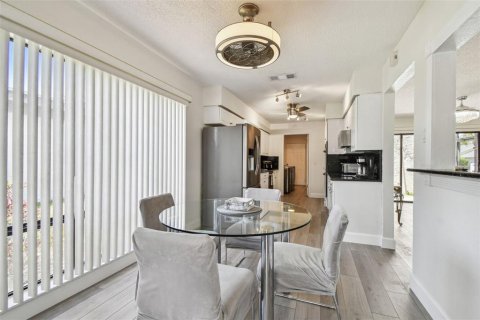 House in Tampa, Florida 3 bedrooms, 201.32 sq.m. № 1757341 - photo 15