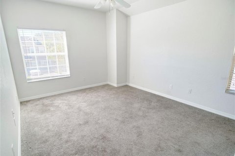 Touwnhouse à vendre à Kissimmee, Floride: 5 chambres, 158.31 m2 № 1678516 - photo 11
