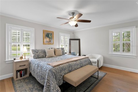 House in Tampa, Florida 5 bedrooms, 259.2 sq.m. № 1906531 - photo 27