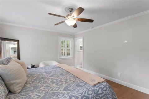 House in Tampa, Florida 5 bedrooms, 259.2 sq.m. № 1906531 - photo 29