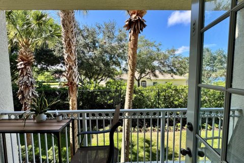 Condo in West Palm Beach, Florida, 2 bedrooms  № 2187283 - photo 14