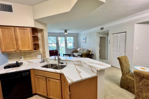 Condo in West Palm Beach, Florida, 2 bedrooms  № 2187283 - photo 5