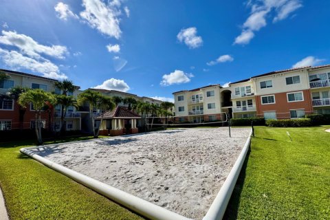 Condo in West Palm Beach, Florida, 2 bedrooms  № 2187283 - photo 28