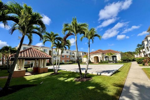 Condo in West Palm Beach, Florida, 2 bedrooms  № 2187283 - photo 26