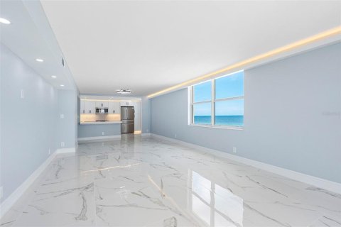 Copropriété à vendre à Clearwater, Floride: 2 chambres, 129.32 m2 № 2233478 - photo 25