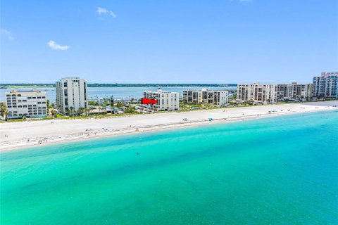 Copropriété à vendre à Clearwater, Floride: 2 chambres, 129.32 m2 № 2233478 - photo 2