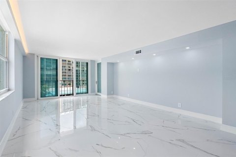 Copropriété à vendre à Clearwater, Floride: 2 chambres, 129.32 m2 № 2233478 - photo 21
