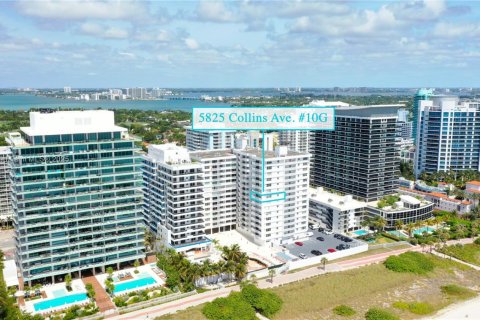 Condominio en venta en Miami Beach, Florida, 2 dormitorios, 177.35 m2 № 1963605 - foto 2
