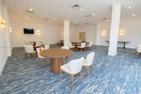 Condominio en venta en Miami Beach, Florida, 2 dormitorios, 177.35 m2 № 1963605 - foto 30