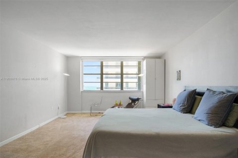 Condominio en venta en Miami Beach, Florida, 2 dormitorios, 177.35 m2 № 1963605 - foto 28