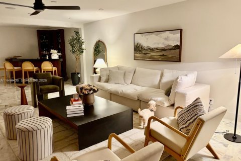 Villa ou maison à vendre à Hollywood, Floride: 4 chambres, 395.58 m2 № 2003413 - photo 15