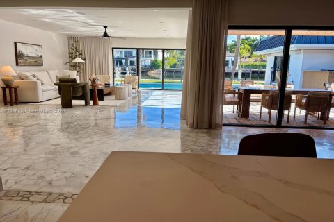 Villa ou maison à vendre à Hollywood, Floride: 4 chambres, 395.58 m2 № 2003413 - photo 28