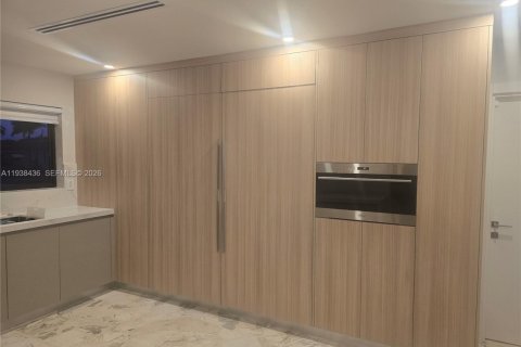 Villa ou maison à vendre à Hollywood, Floride: 4 chambres, 395.58 m2 № 2003413 - photo 8