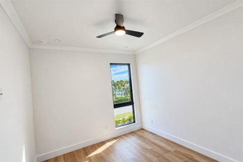 Touwnhouse à louer à Punta Gorda, Floride: 3 chambres, 135.73 m2 № 2404735 - photo 6
