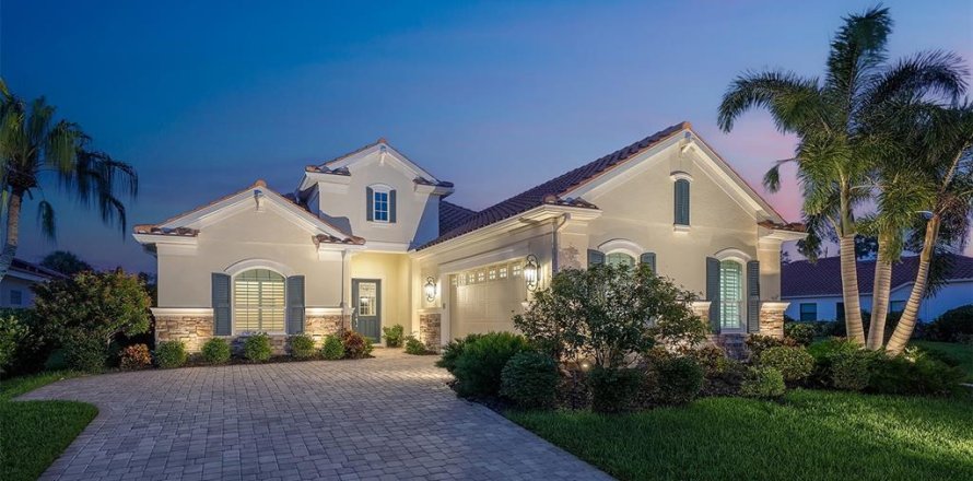 House in Englewood, Florida 3 bedrooms, 233.74 sq.m. № 2203934