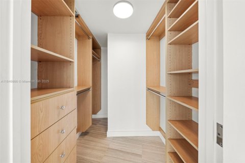 Купить кондоминиум в Майами-Бич, Флорида 2 спальни, 148.64м2, № 2013184 - фото 14