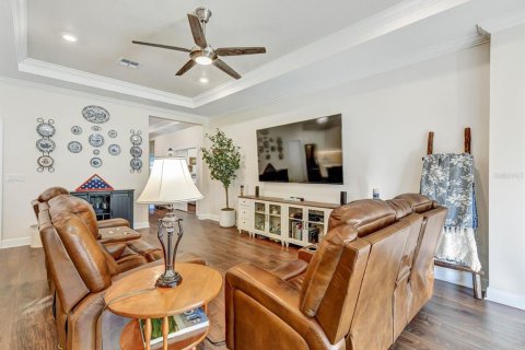 House in Wesley Chapel, Florida 2 bedrooms, 182.37 sq.m. № 2353290 - photo 27