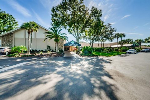House in Palm Harbor, Florida 3 bedrooms, 137.03 sq.m. № 2197117 - photo 26