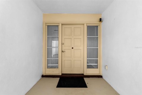 House in Palm Harbor, Florida 3 bedrooms, 137.03 sq.m. № 2197117 - photo 3