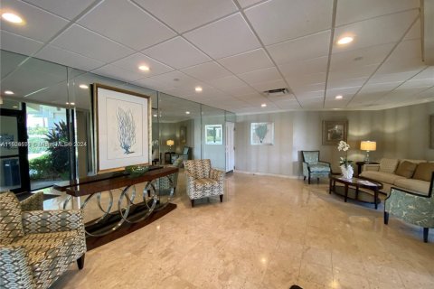 Condo in Riviera Beach, Florida, 2 bedrooms  № 1858592 - photo 22