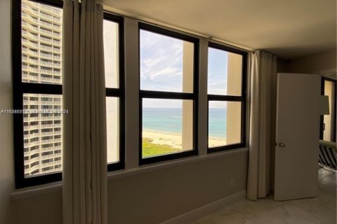 Copropriété à louer à Riviera Beach, Floride: 2 chambres, 113.25 m2 № 1858592 - photo 17