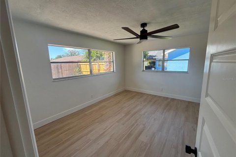 Villa ou maison à vendre à Saint Petersburg, Floride: 3 chambres, 147.06 m2 № 2409967 - photo 22