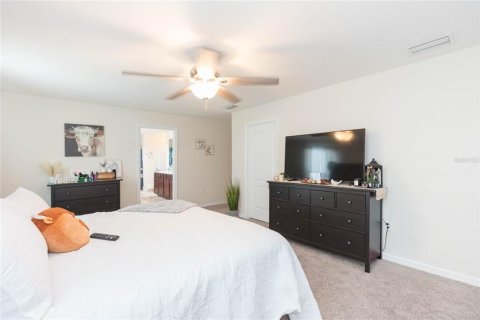 Casa en venta en Plant City, Florida, 4 dormitorios, 232.72 m2 № 2152368 - foto 28