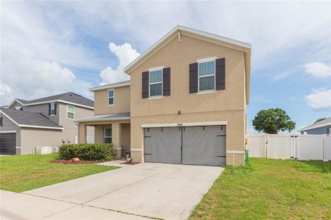 Casa en Plant City, Florida 4 dormitorios, 232.72 m2 № 2152368