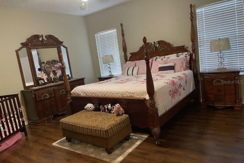 House in Kissimmee, Florida 4 bedrooms, 215.9 sq.m. № 1616293 - photo 13