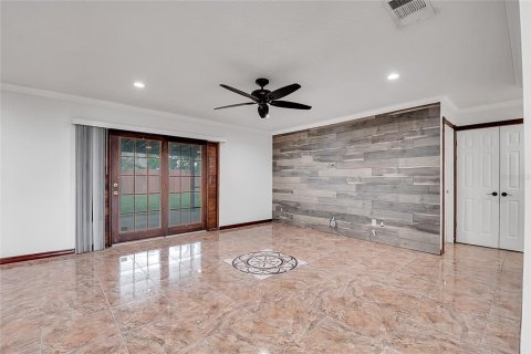 House in Orlando, Florida 4 bedrooms, 167.5 sq.m. № 1880735 - photo 28