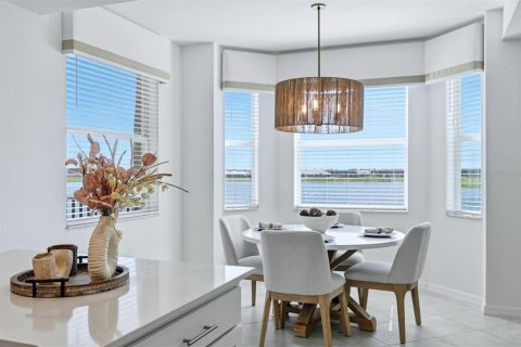 Copropriété à louer à Lakewood Ranch, Floride: 2 chambres, 107.21 m2 № 2416577 - photo 18