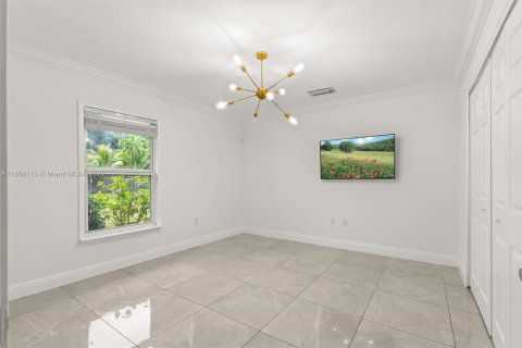 Casa en alquiler en North Miami, Florida, 3 dormitorios, 167.22 m2 № 1883853 - foto 10