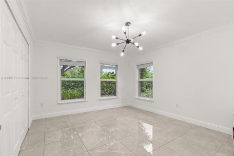 Casa en alquiler en North Miami, Florida, 3 dormitorios, 167.22 m2 № 1883853 - foto 8
