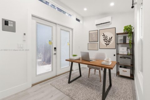 Casa en alquiler en North Miami, Florida, 3 dormitorios, 167.22 m2 № 1883853 - foto 17